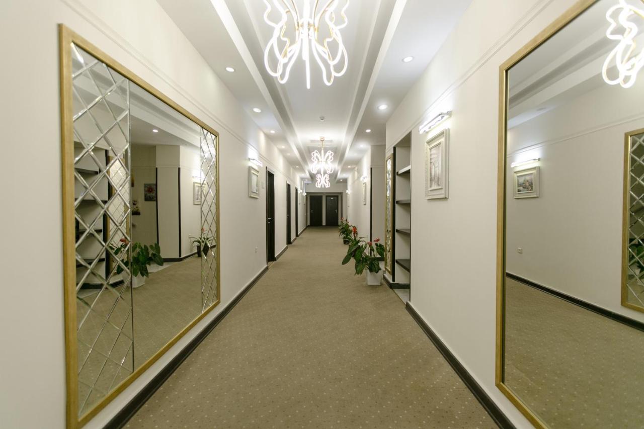 Deluxe City Hotel Baku Exteriör bild