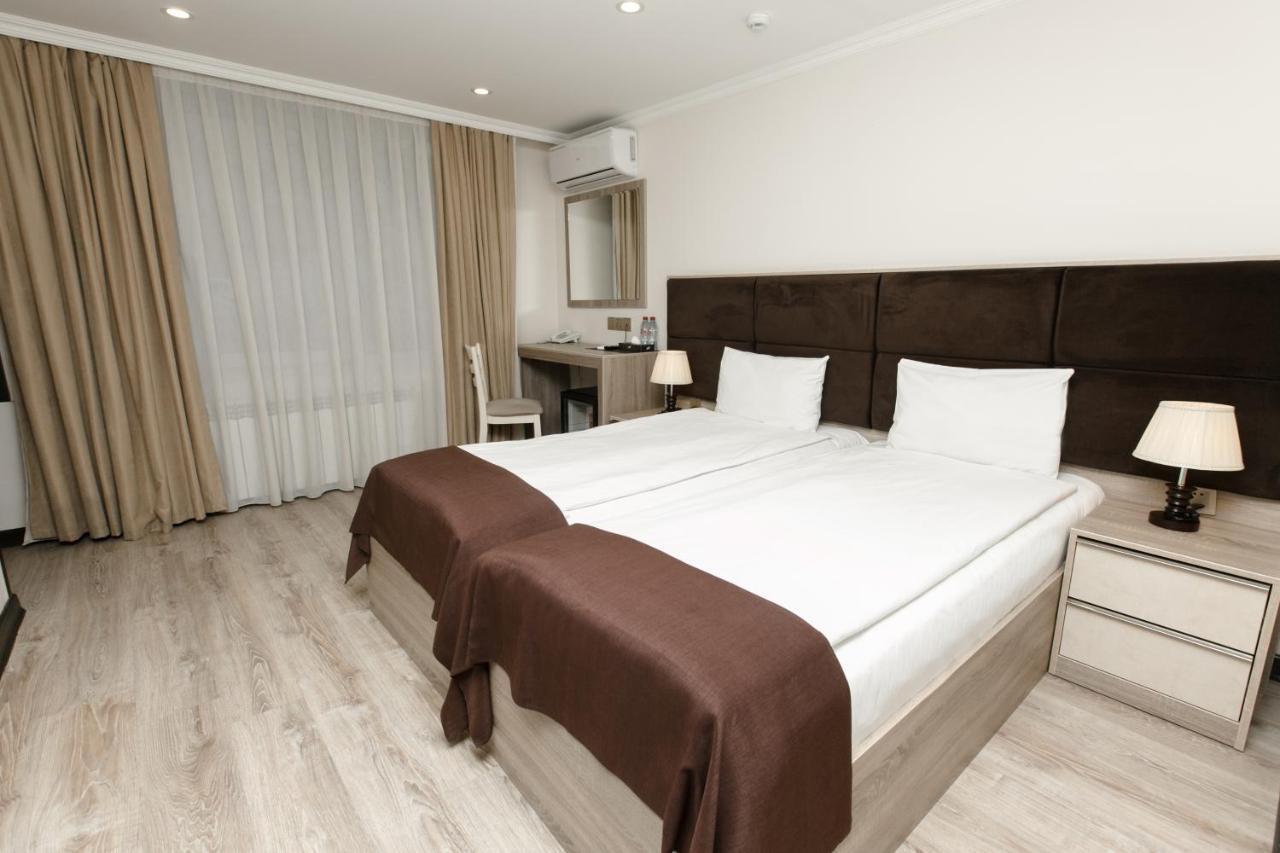 Deluxe City Hotel Baku Exteriör bild