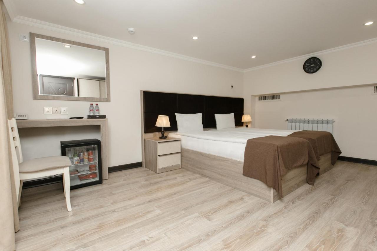 Deluxe City Hotel Baku Exteriör bild
